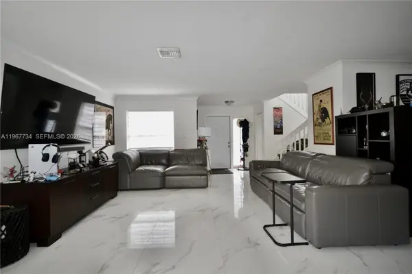 15115 SW 109th St, Miami, FL 33196