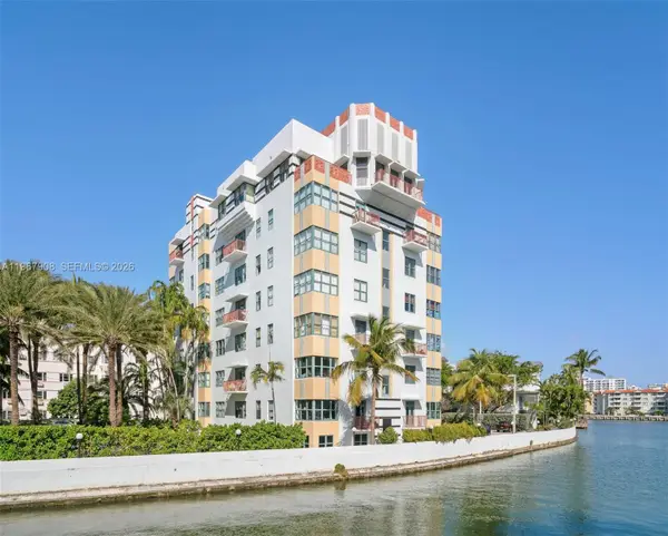 2421 Lake Pancoast Dr #2C, Miami Beach, FL 33140