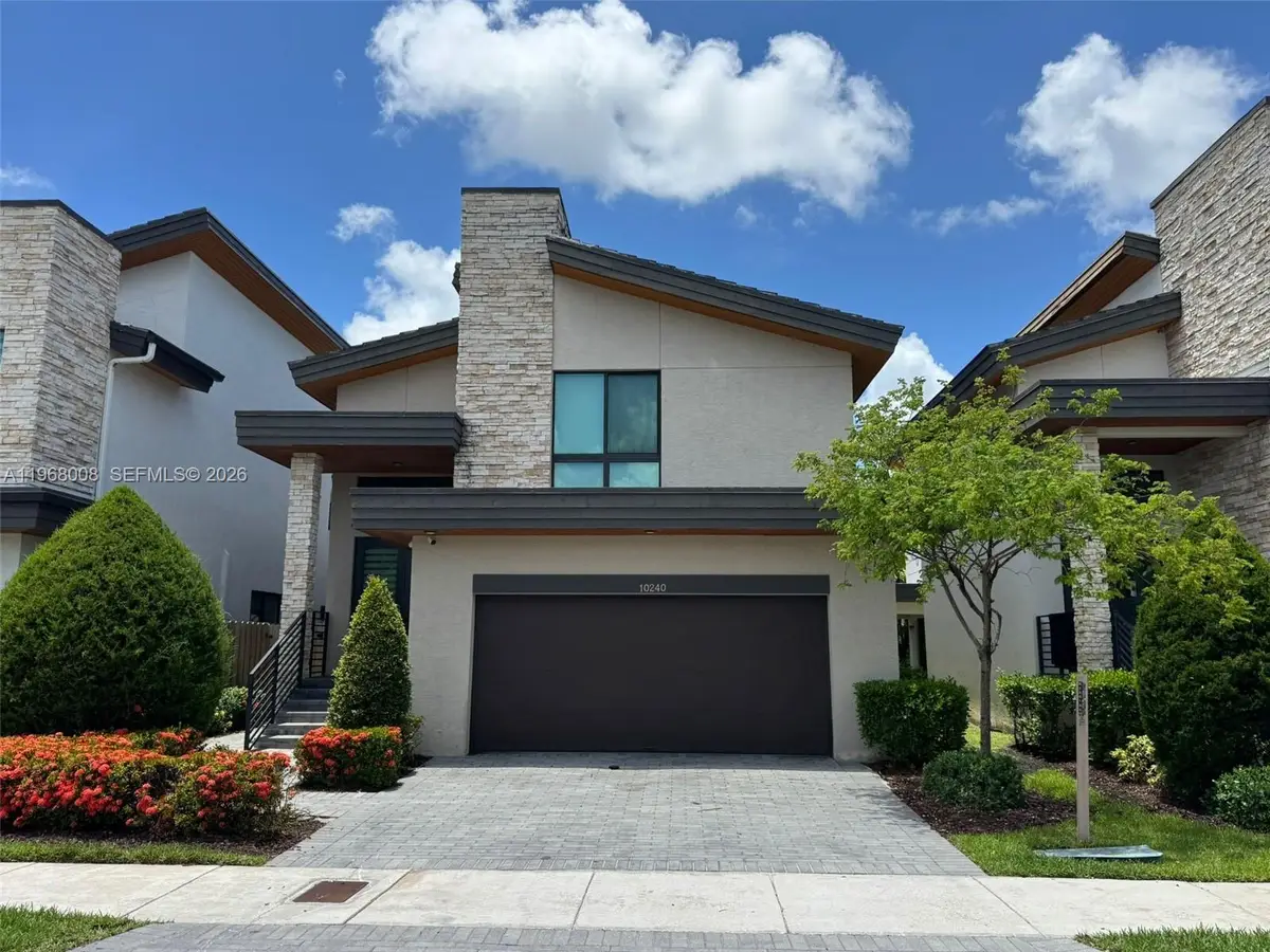 10240 NW 76th Ter, Doral, FL 33178 - #1