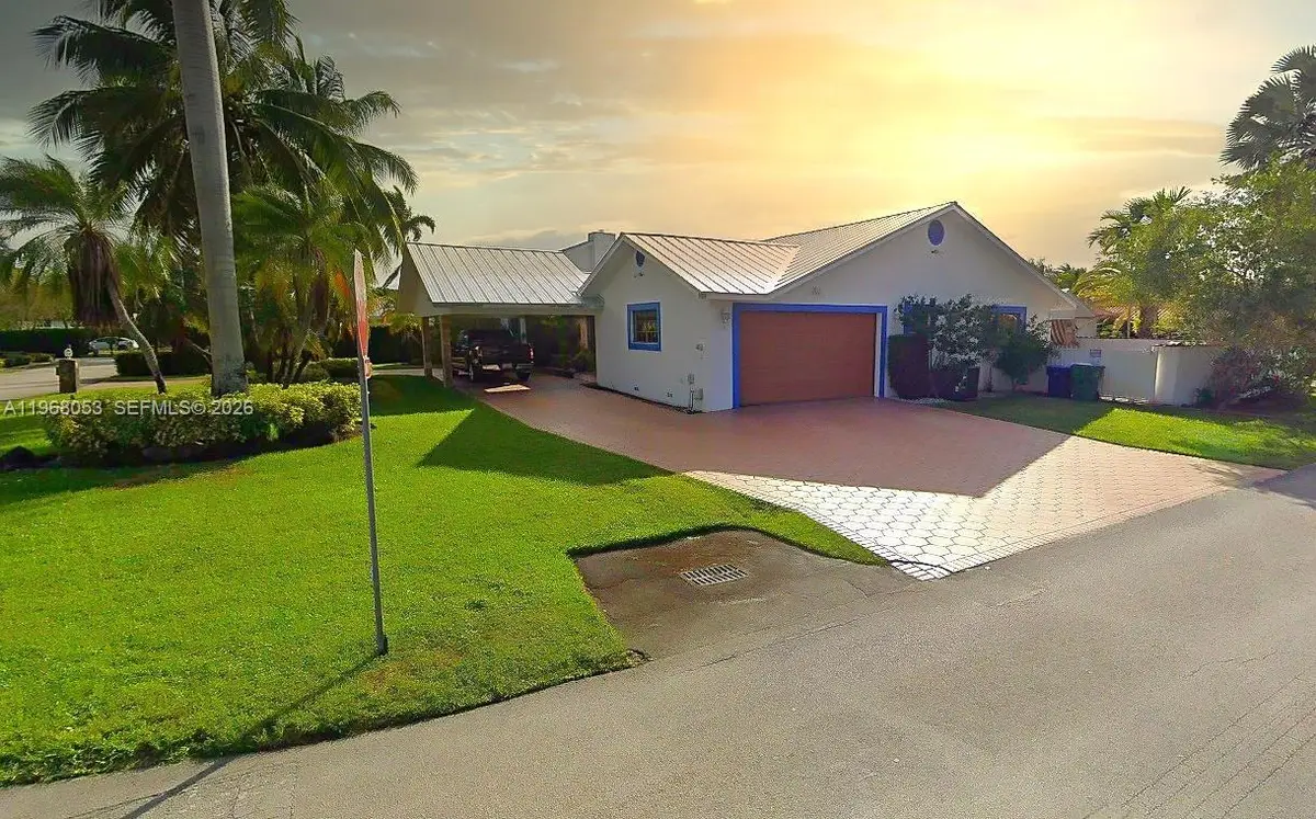 20040 E Oakmont Dr, Hialeah, FL 33015 - #1