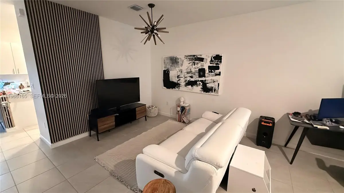 11909 SW 247th Ter, Homestead, FL 33032 - #1