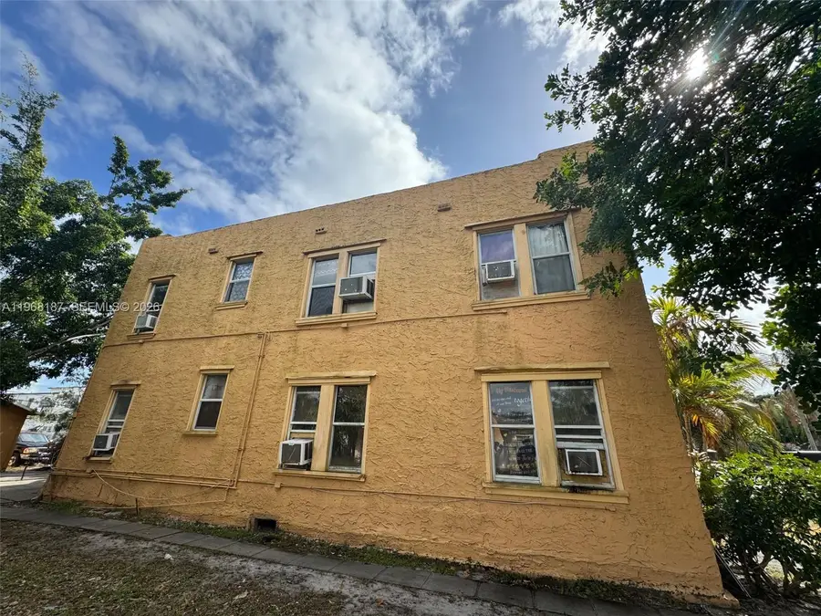 110 S B St, Lake Worth, FL 33460 - #3