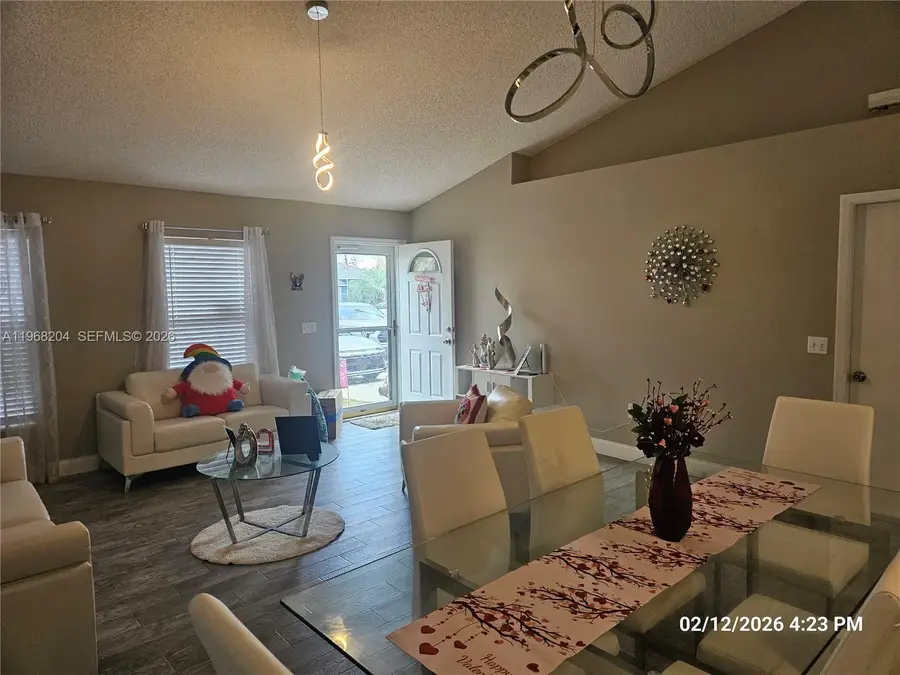 3046 Blaine Cir, Deltona, FL 32738 - #3