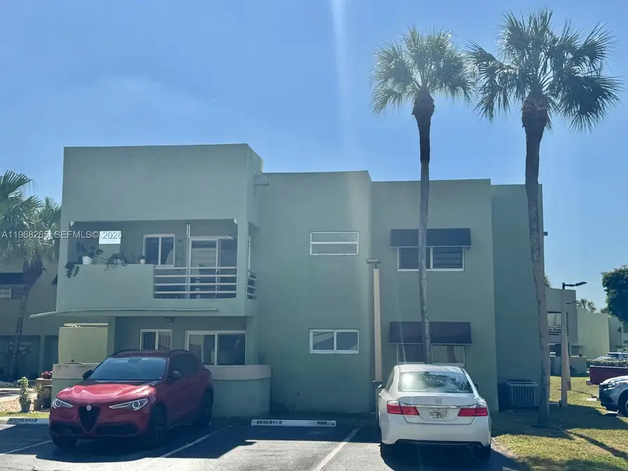 11163 NW 7th St #204-19, Miami, FL 33172 - #2