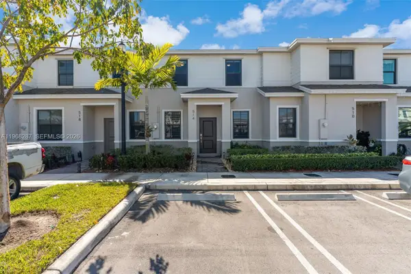 514 NE 12th St, Florida City, FL 33034