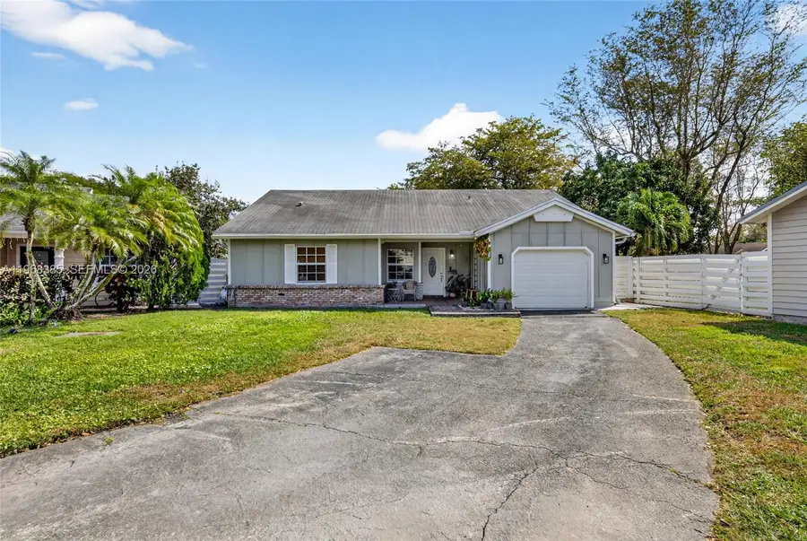 14607 SW 142nd Pl, Miami, FL 33186 - #2