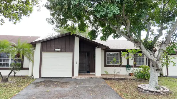 5403 Laurel Oak St, Delray Beach, FL 33484