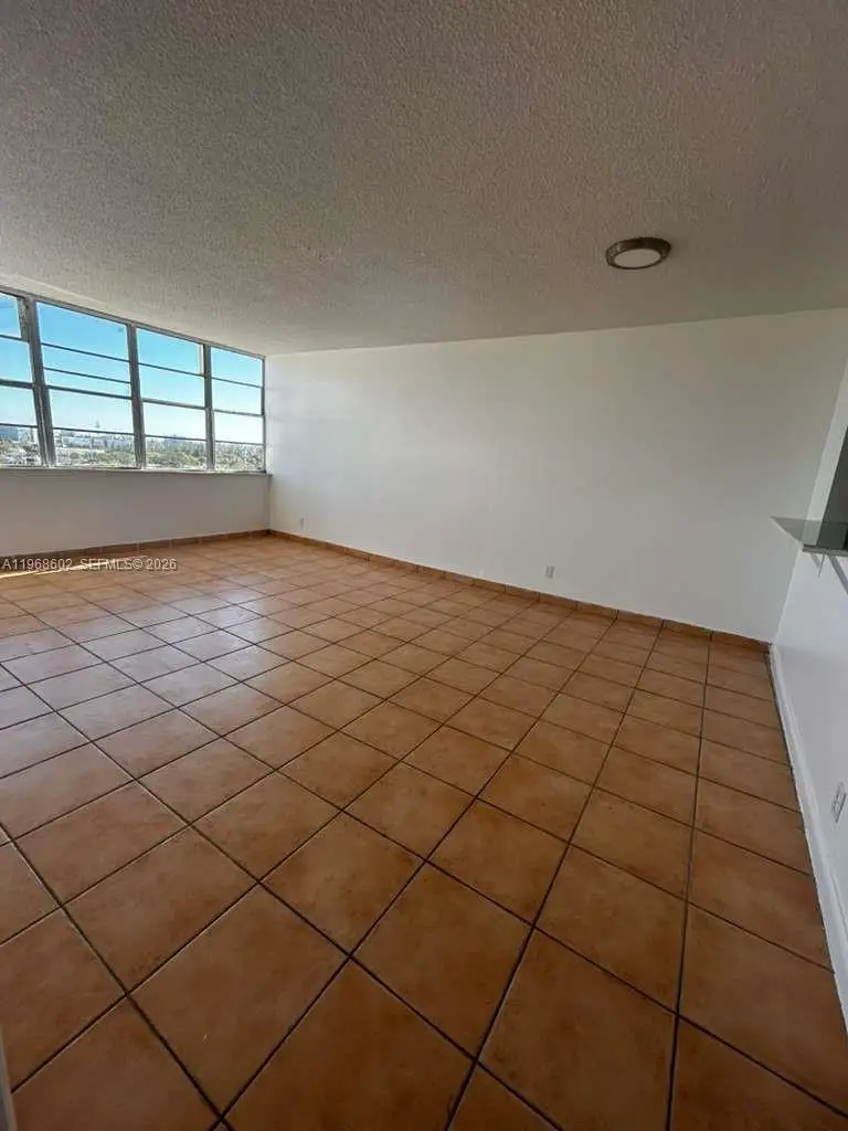 2025 NE 164th St #918, North Miami Beach, FL 33162 - #3