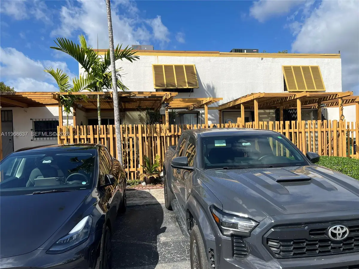 1218 SW 131st Place Cir W, Miami, FL 33184 - #1