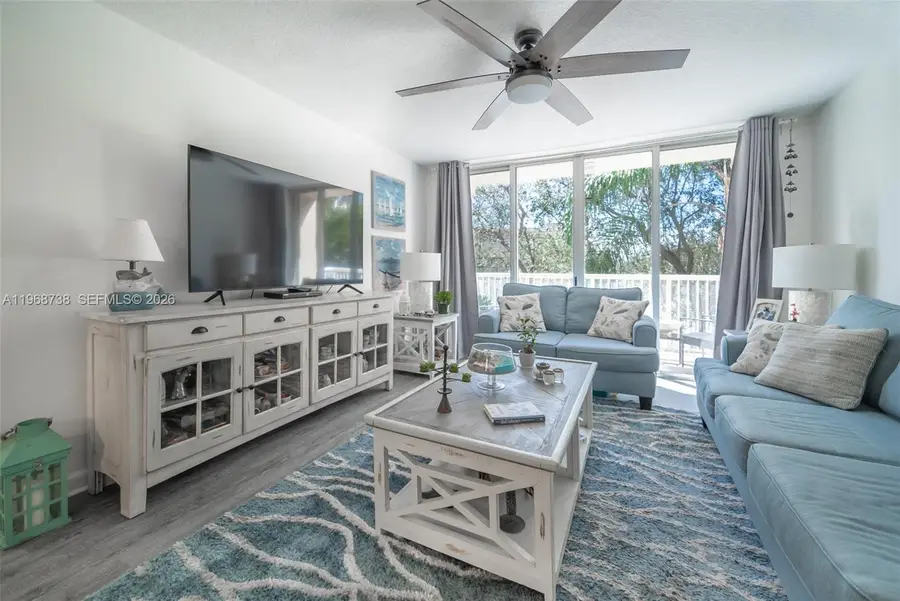 609 E Sheridan St #308, Dania Beach, FL 33004 - #3