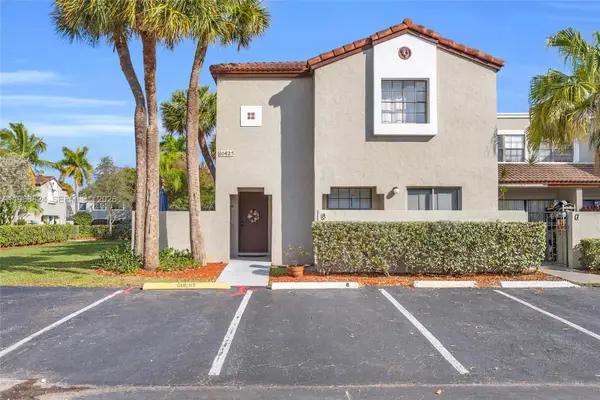 10425 SW 153rd Ct #8, Miami, FL 33196