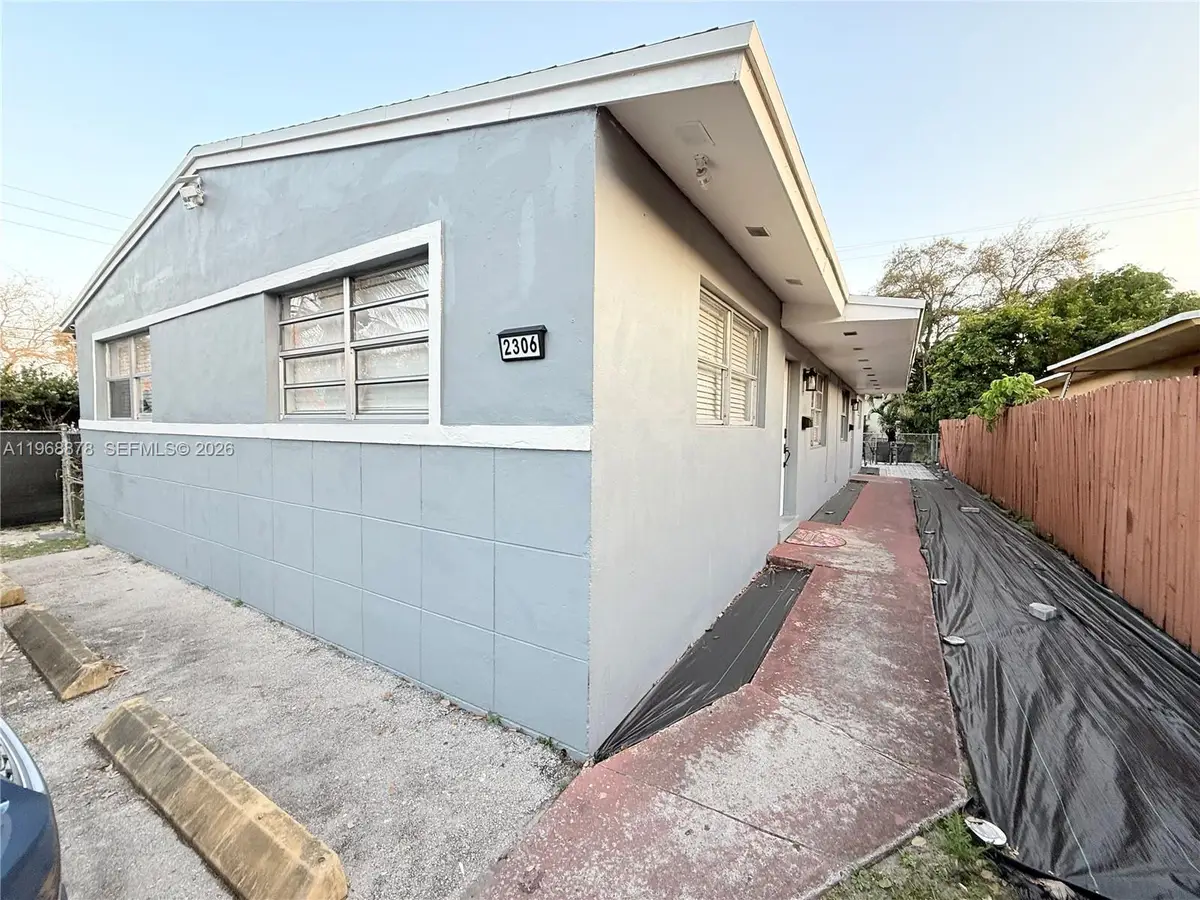 2306 Simms St, Hollywood, FL 33020 - #1