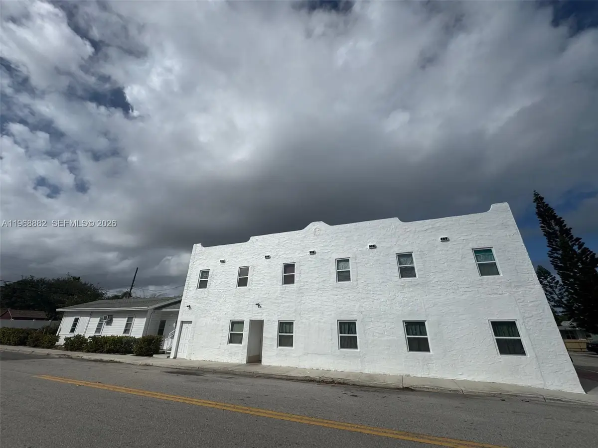 501 N K St, Lake Worth, FL 33460 - #1