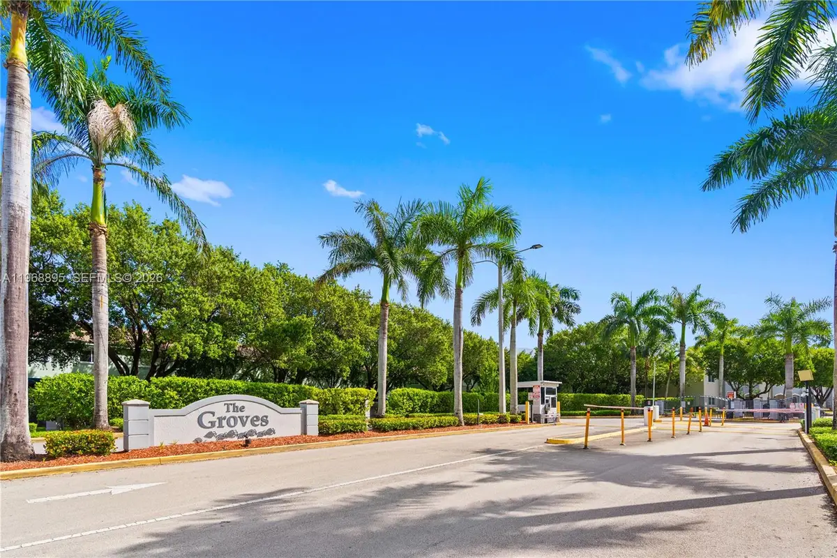 1621 SE 30th St, Homestead, FL 33035 - #1