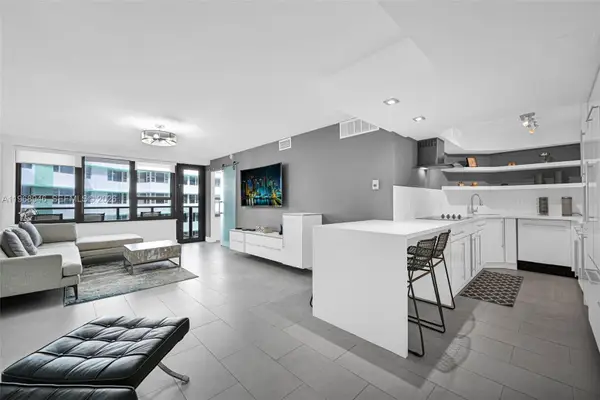 5225 Collins Ave #714, Miami Beach, FL 33140