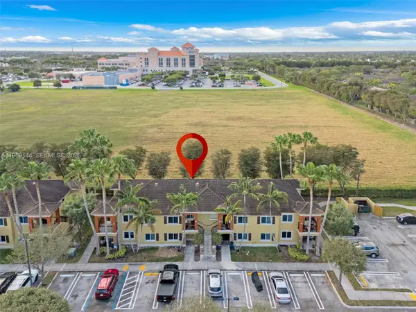 990 NE 33rd Ter #102, Homestead, FL 33033