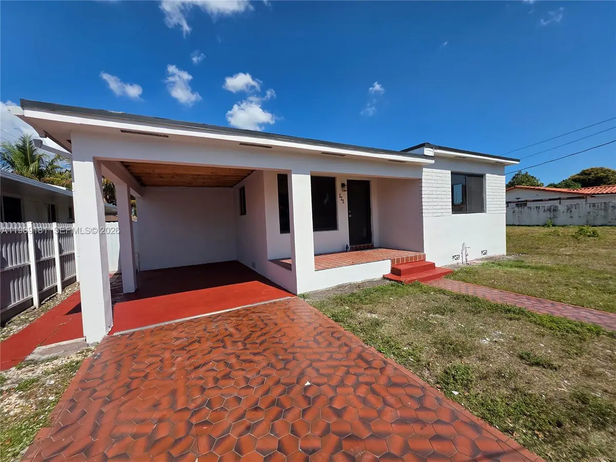 415 E 52nd St, Hialeah, FL 33013 - #1