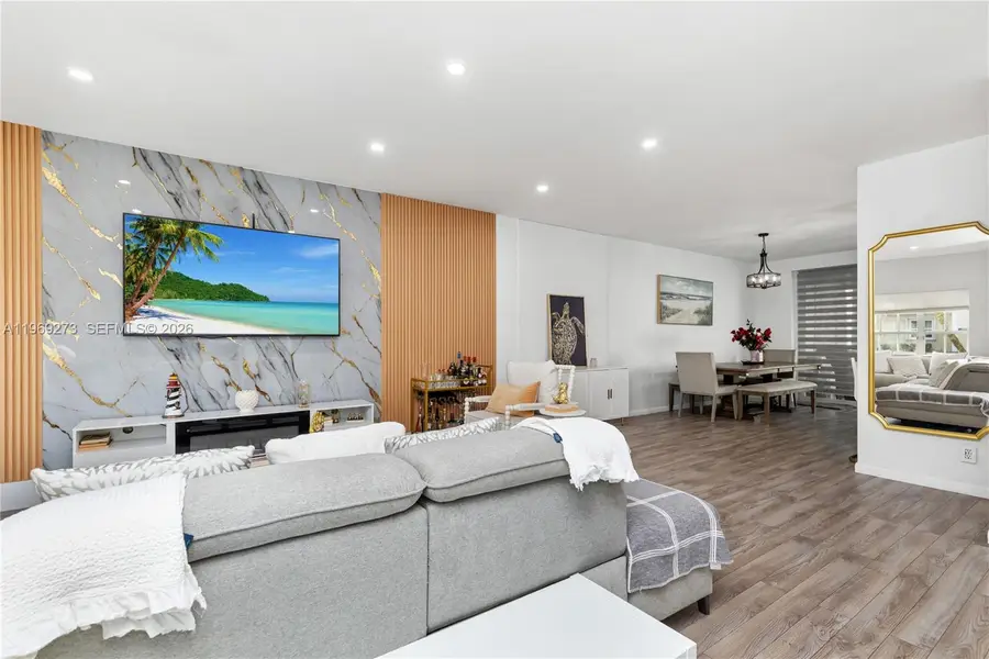 10930 Periwinkle Ln, Tamarac, FL 33321 - #3