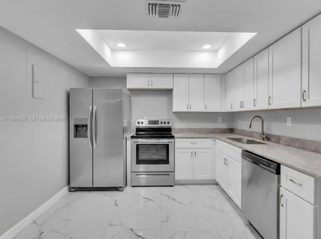 34 Meacham Ln, Tamarac, FL 33319 - #1