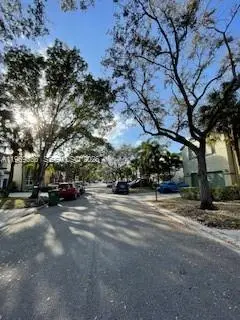 11712 SW 1st St, Coral Springs, FL 33071 - #3