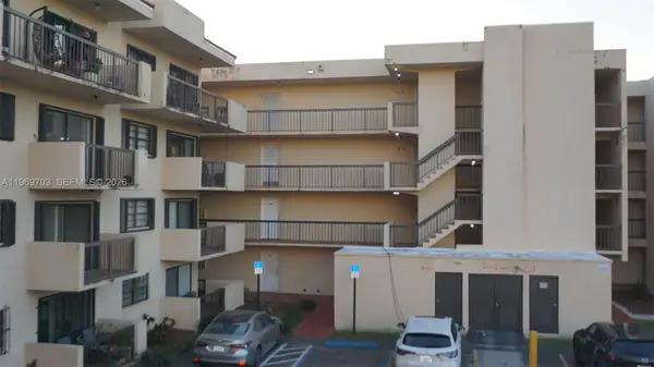 995 SW 84th Ave #218, Miami, FL 33144