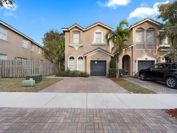 1483 SE 25th Ave, Homestead, FL 33035