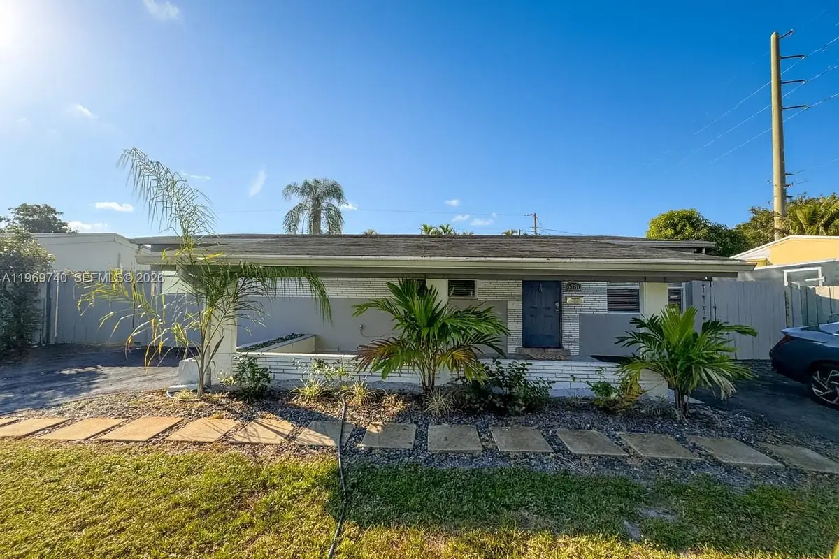 6780 Meade St, Hollywood, FL 33024 - #1