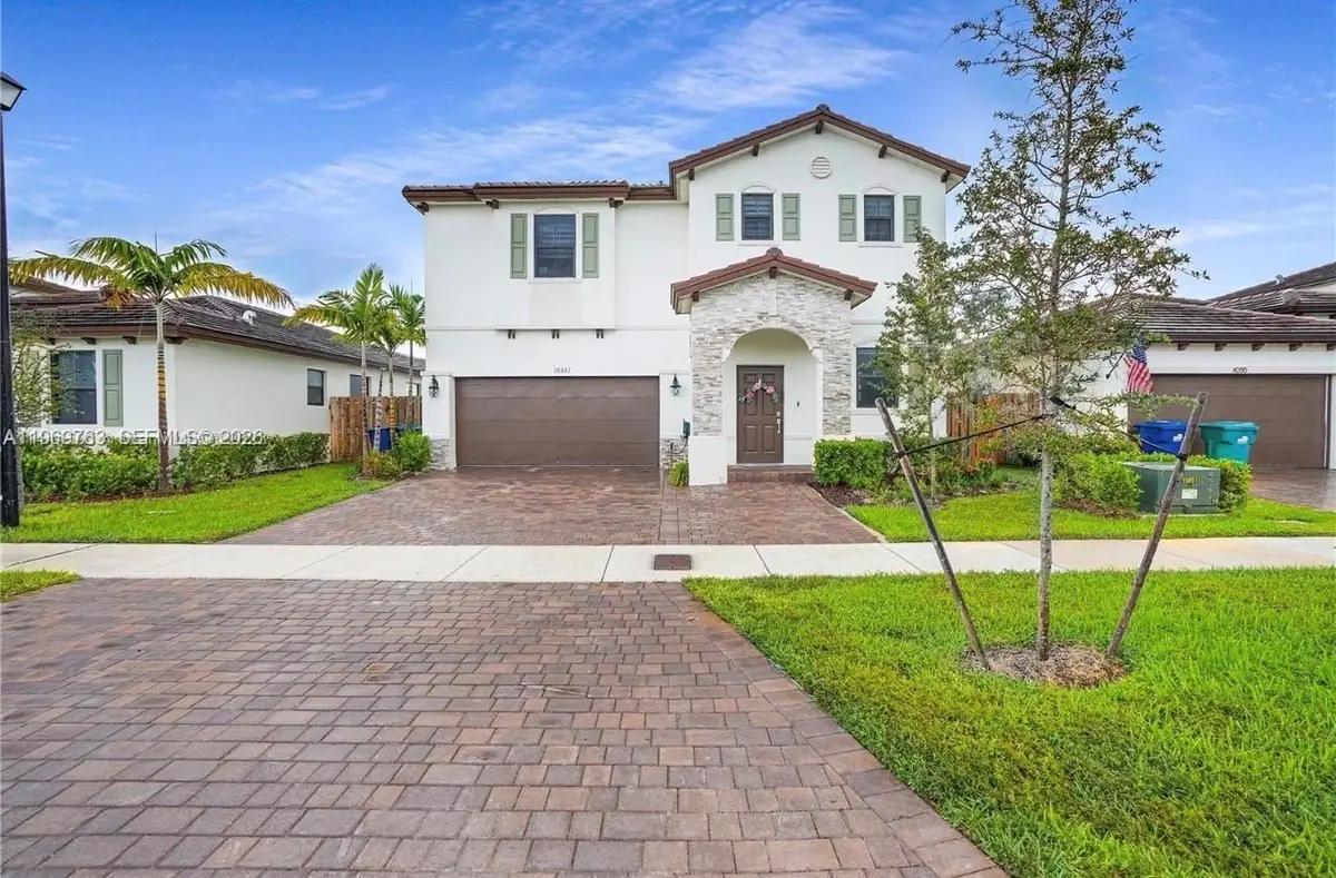 10321 SW 232nd St, Cutler Bay, FL 33190 - #1