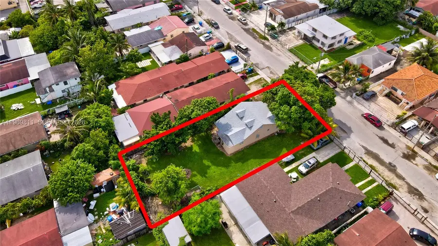 2142 NW 33rd St, Miami, FL 33142 - #2