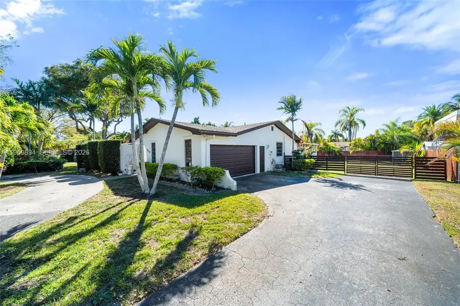 17242 SW 88th Ave, Palmetto Bay, FL 33157 - #3