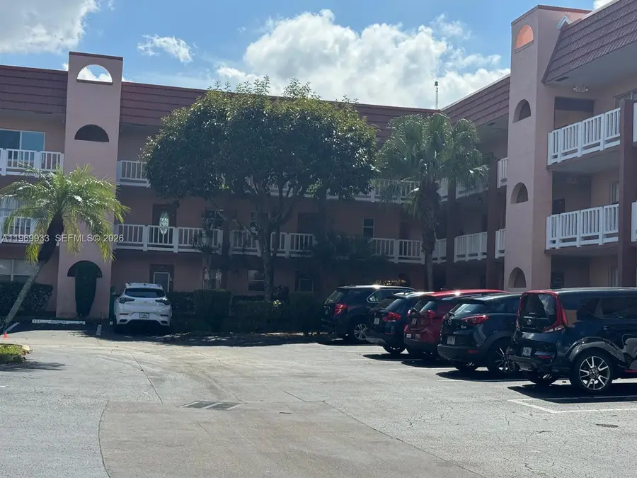 9420 Sunrise Lakes Blvd #105, Sunrise, FL 33322 - #2