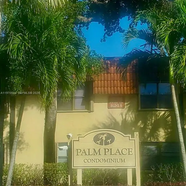 10076 NW 6th St #201, Pembroke Pines, FL 33024