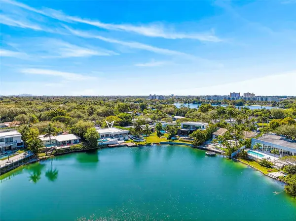 2091 NE 191st Dr, North Miami Beach, FL 33179