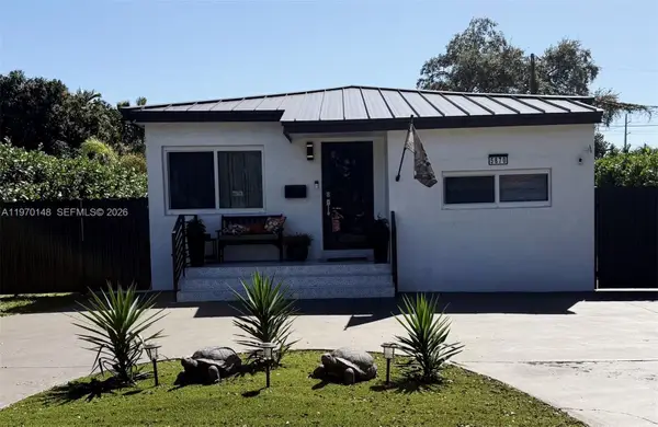 5870 NW 38th St, Virginia Gardens, FL 33166