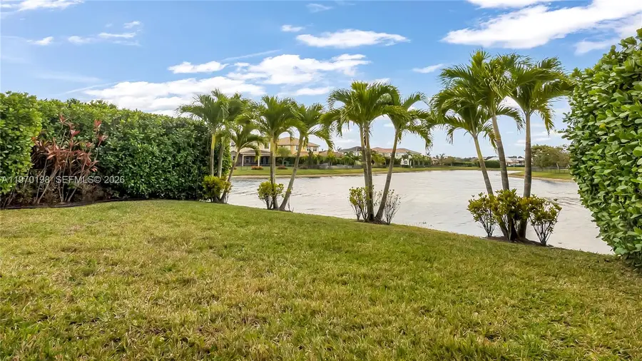 10120 N Lake Vista Ct, Parkland, FL 33076 - #3