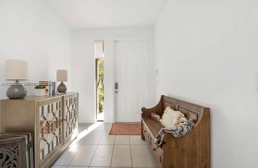 3327 NW 10th Ave, Pompano Beach, FL 33064 - #2