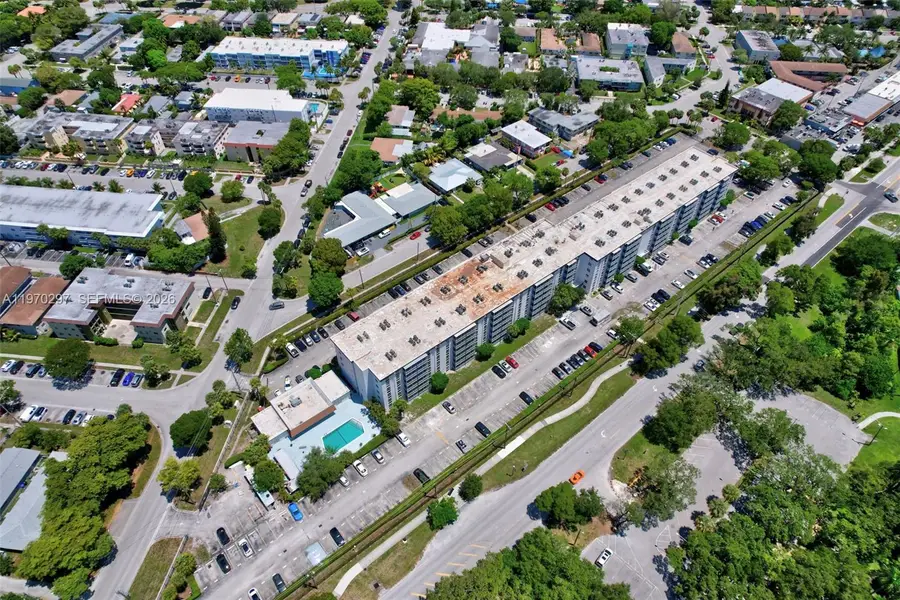 16851 NE 23 Avenue #611, North Miami Beach, FL 33160 - #3