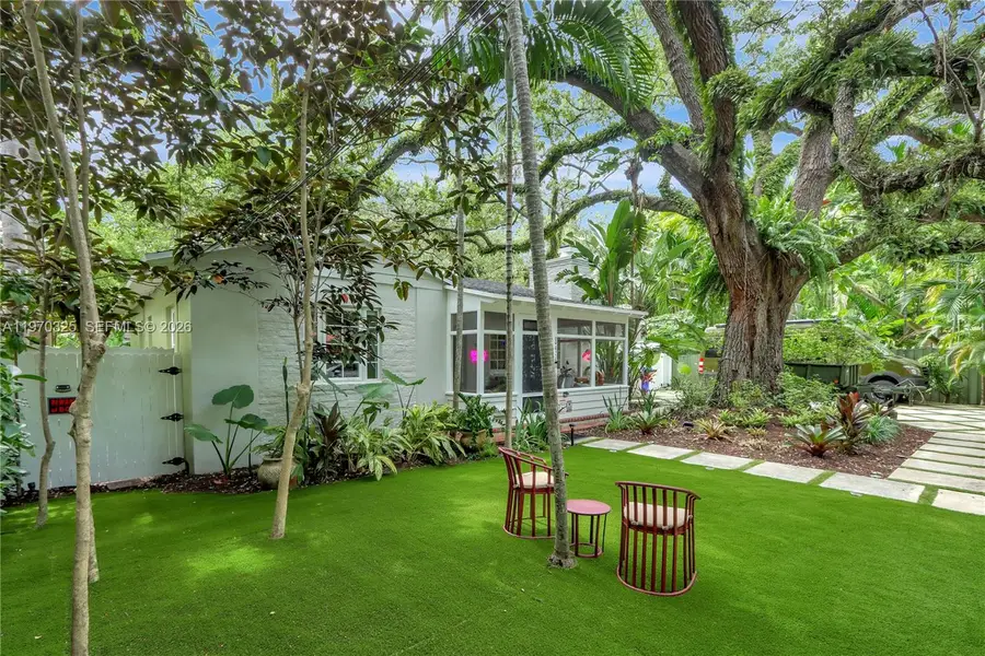 842 NW 9th Ct, Miami, FL 33136 - #3