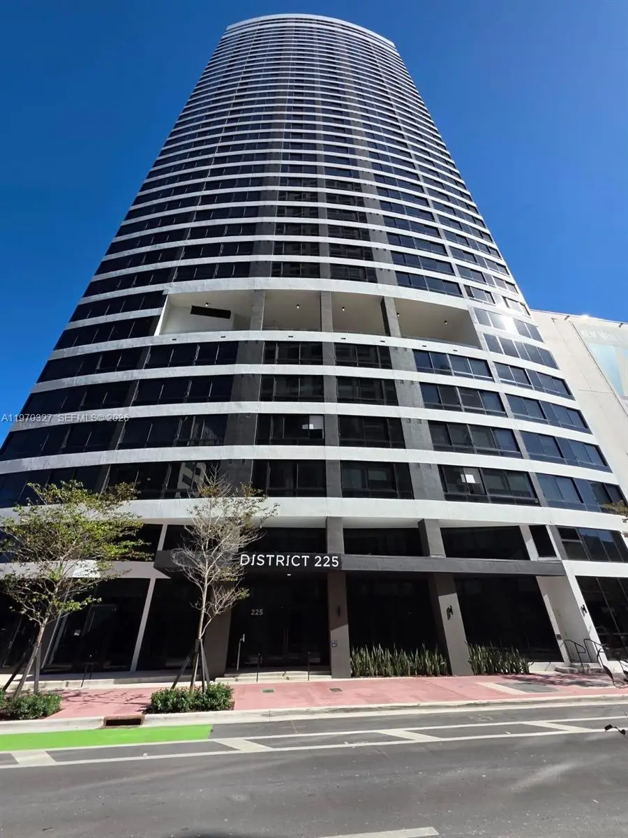 225 N Miami Ave #804, Miami, FL 33128 - #1