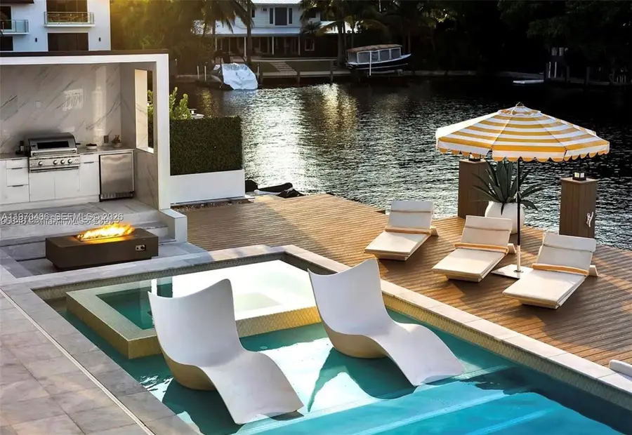 2225 NE 19th St, Fort Lauderdale, FL 33305 - #3