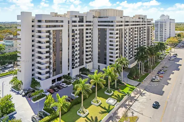 600 Biltmore Way #1018, Coral Gables, FL 33134