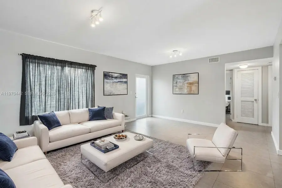 435 NE 69th St, Miami, FL 33138 - #3