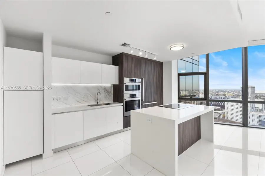 851 NE 1st Ave #3202, Miami, FL 33132 - #2