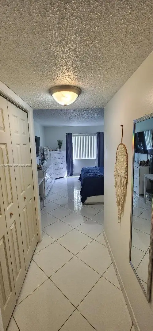 327 Lakeview Dr #103, Weston, FL 33326 - #3