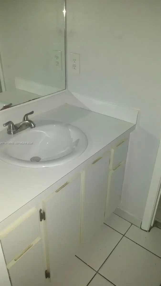 9810 Hammocks Blvd #202, Miami, FL 33196 - #3