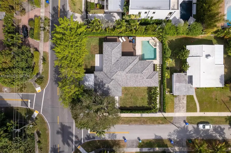 1001 NE 86th St, Miami, FL 33138 - #2