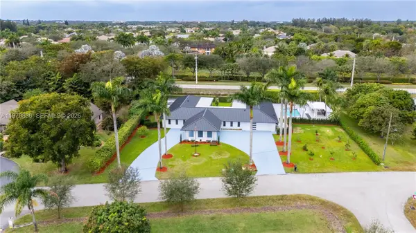 2651 SW 141st Ter, Davie, FL 33330