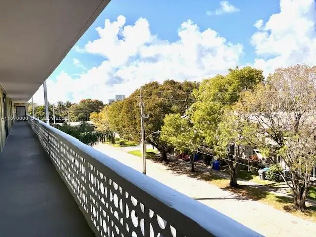1425 Arthur St #403A, Hollywood, FL 33020 - #3
