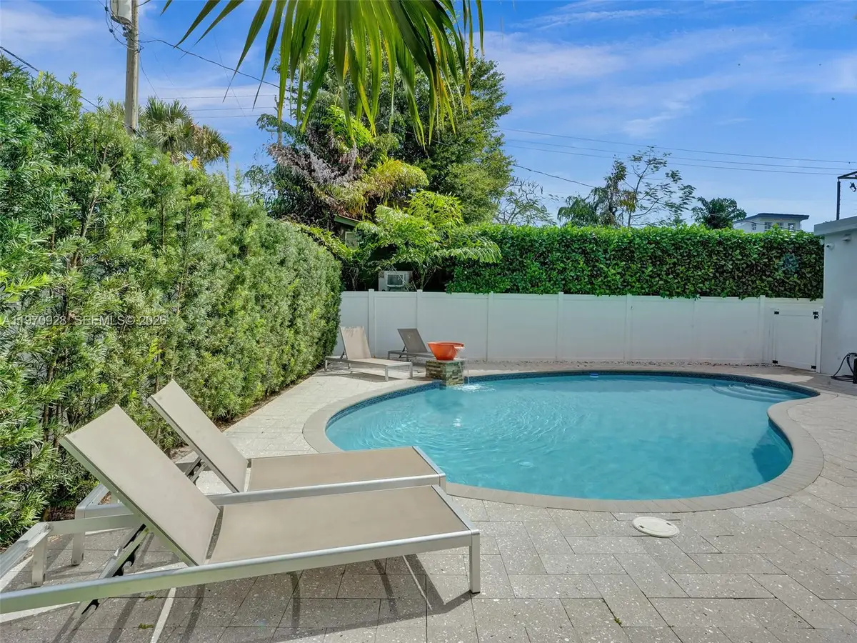 417 SW 15th St, Fort Lauderdale, FL 33315 - #1