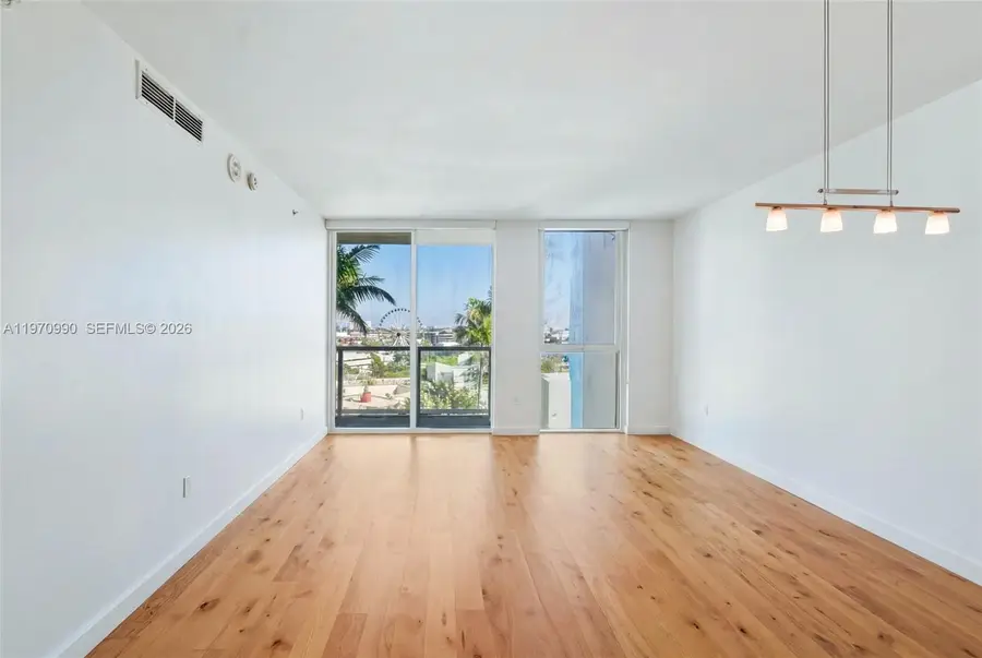 253 NE 2nd St #1007, Miami, FL 33132 - #2